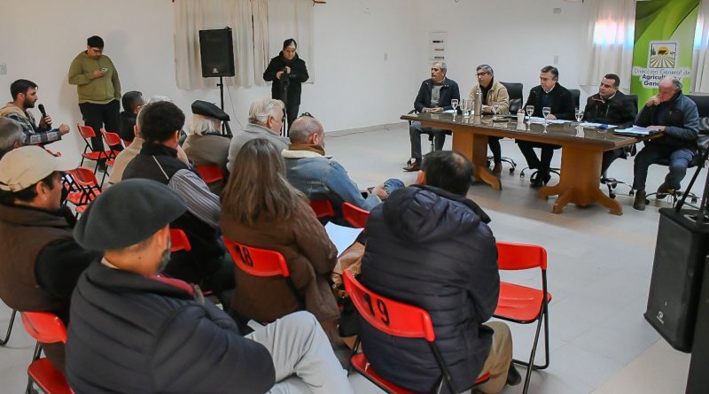 IMPORTANTE REUNIÓN DE LAS AUTORIDADES DE PRODUCCIÓN CON MIEMBROS DE LA COMISIÓN PROVINCIAL DE SANIDAD ANIMAL